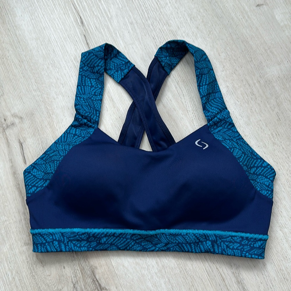 💙Moving Comfort Uprise Crossback Sports Bra💙